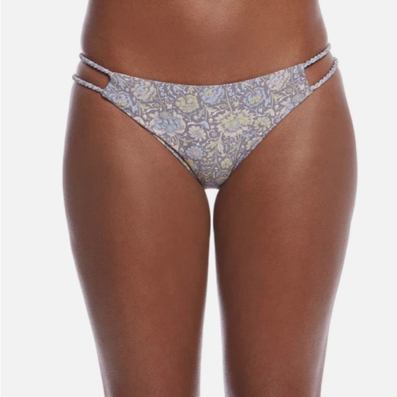 🪷O’NIELL🪷- Off the shoulder pastel floral bikini-Size M (2pc) - Picture 6 of 12